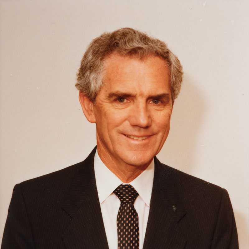 Mr Gerald Gleeson AC (1990)